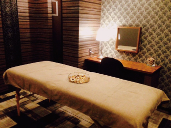 シースリー(C3)川崎駅前店の個室